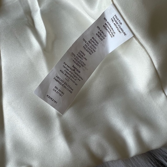 Kenzie faux fur sweater jacket, excellent condition, pretty soft white ‘fur’ - Picture 2 of 6